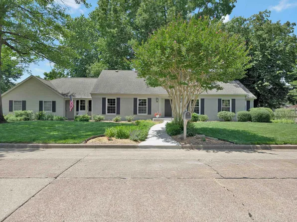 409 Park Plaza Dr, Evansville, IN 47715