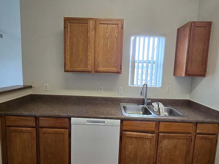 9620 W Russell Rd #1122 — Photo 9
