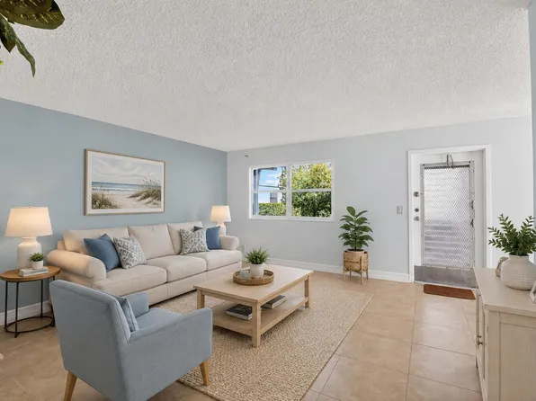 152 Tuscany #C, Delray Beach, FL 33446