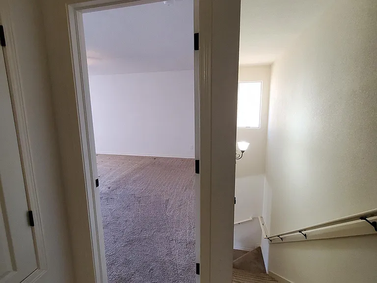 14604 Christian Castle Ave — Photo 31