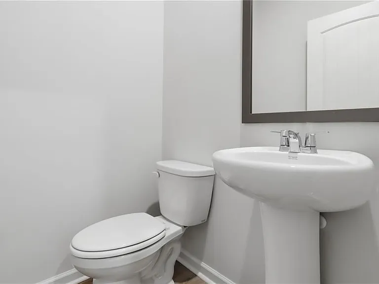 21 Berryville Dr — Photo 9