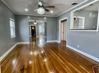 2 Sussex Rd, Elmont, NY 11003