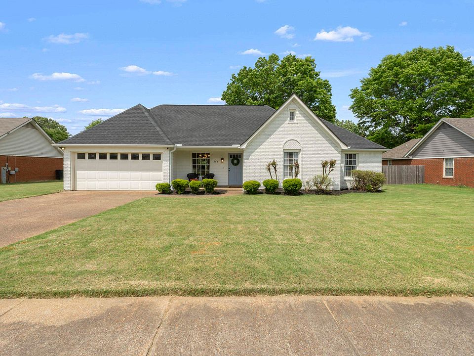 1st image of 364 Rose Trellis Rd