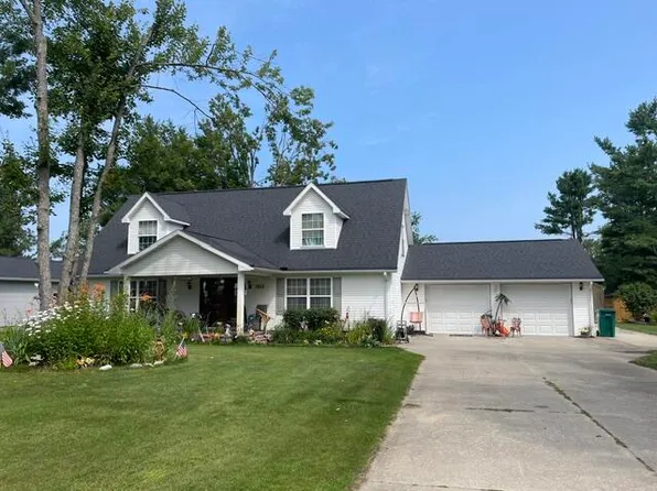 1820 Suisse Ln, Gaylord, MI 49735