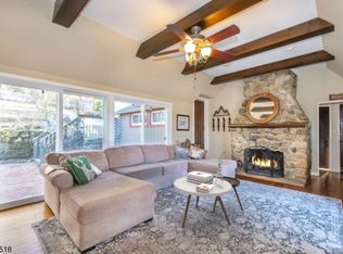 359 E Shore Trl, Sparta, NJ 07871