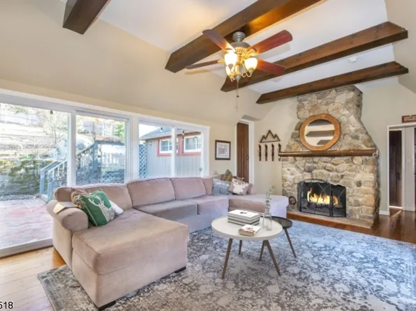 359 E Shore Trl, Sparta Twp., NJ 07871