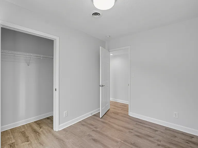 Covington Place — Photo 22