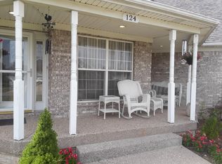 124 Stonewood Ct, Shepherdsville, KY 40165