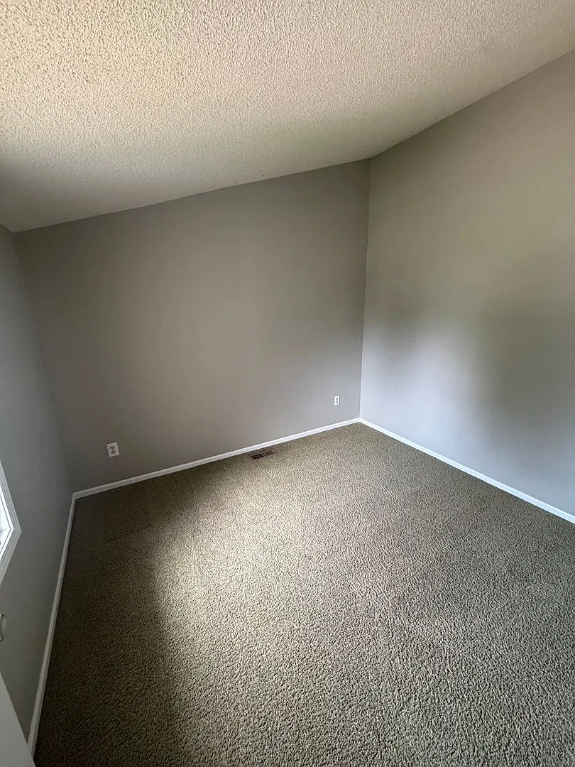 1324 Lofton Way — Photo 4