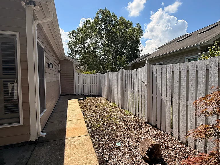 74 Park Village Ln — Photo 25