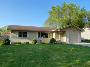 615 11th St SE, Owatonna, MN 55060