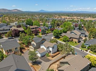 3564 SW Salmon Ave, Redmond, OR 97756