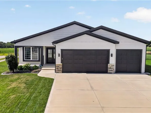31757 W 168th Ct, Gardner, KS 66030