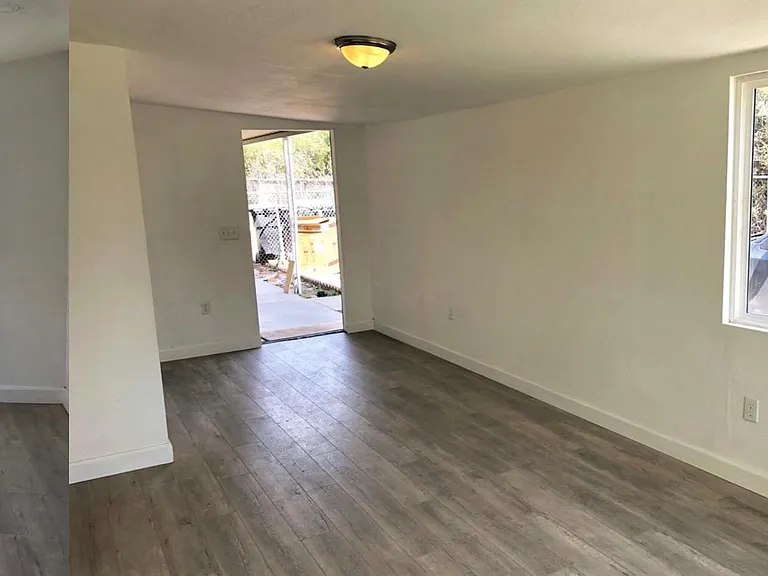 101 Alta Vista Ave #101 — Photo 4