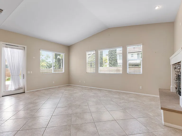 33822 Temecula Creek Rd — Photo 9