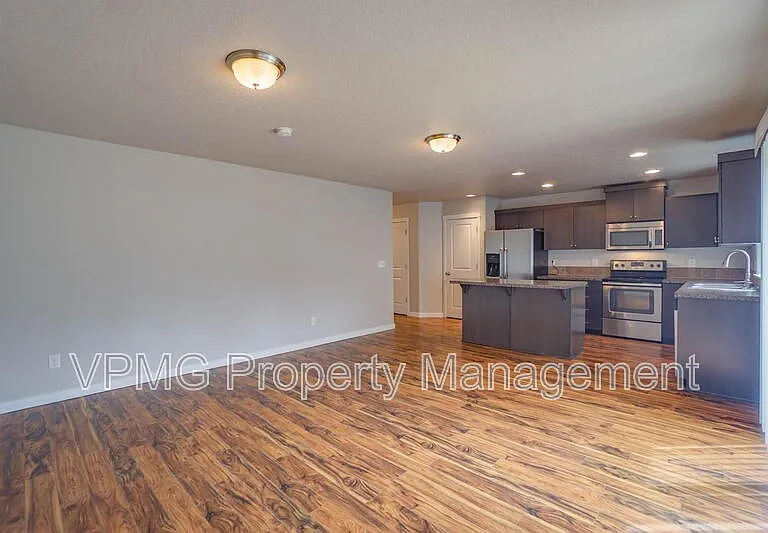 6117 NE 105th Ave — Photo 11