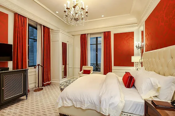 Sold by Corcoran | media 12