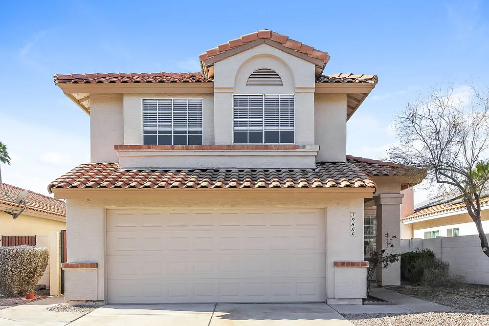 3 bed, 2.5 bath, 1603 sqft, $3,020 — Photo 1
