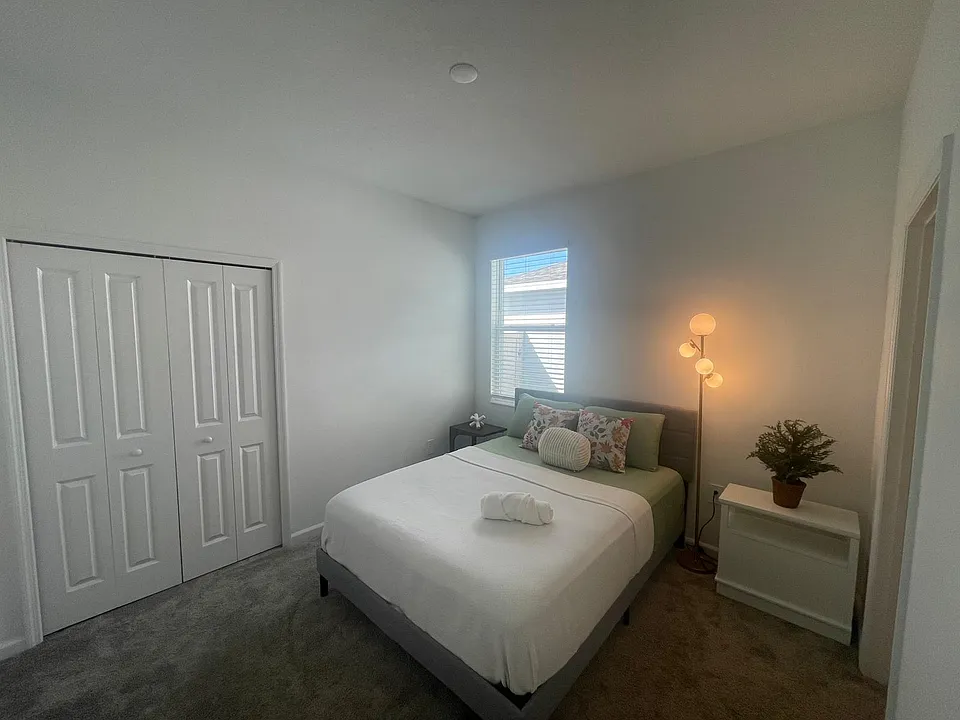 244 Hayley St #1