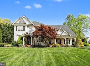 9 N Alydar Blvd, Dillsburg, PA 17019