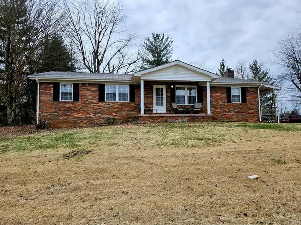 908 Reeds Valley Rd, Castlewood, VA 24224
