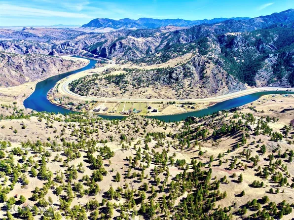 146 Pioneer Trail Ln, Great Falls, MT 59421