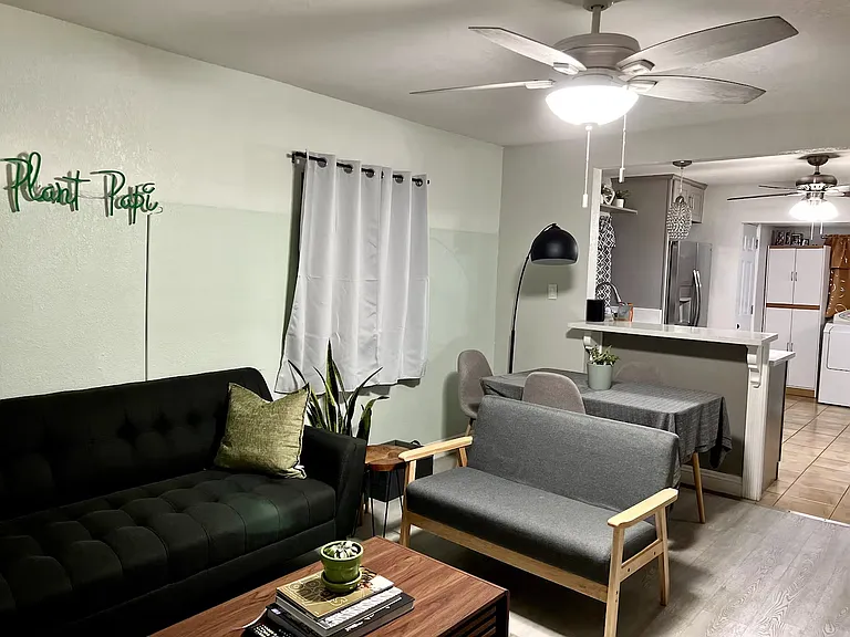 17015 Walnut Ct — Photo 3