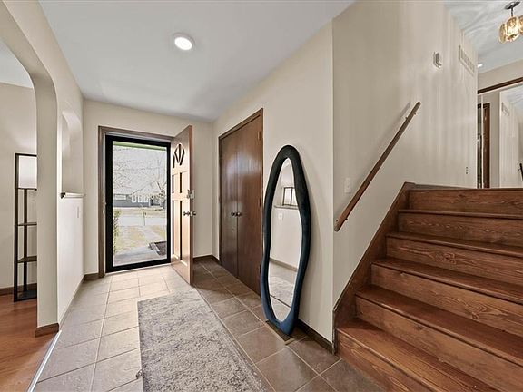 5th image of 12205 W 72nd St