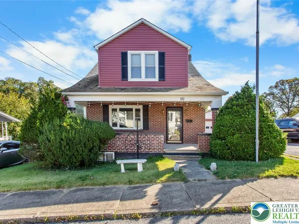 99 Roseto Ave, Roseto, PA 18013