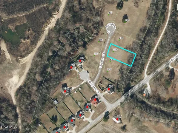206 Lazy River Court, Jacksonville, NC 28540