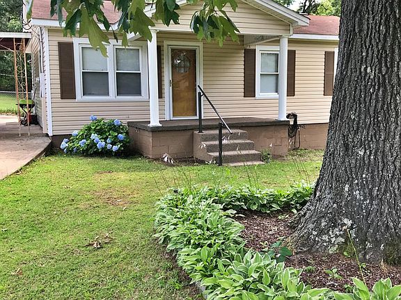 4th image of 2489 Pearl Dr