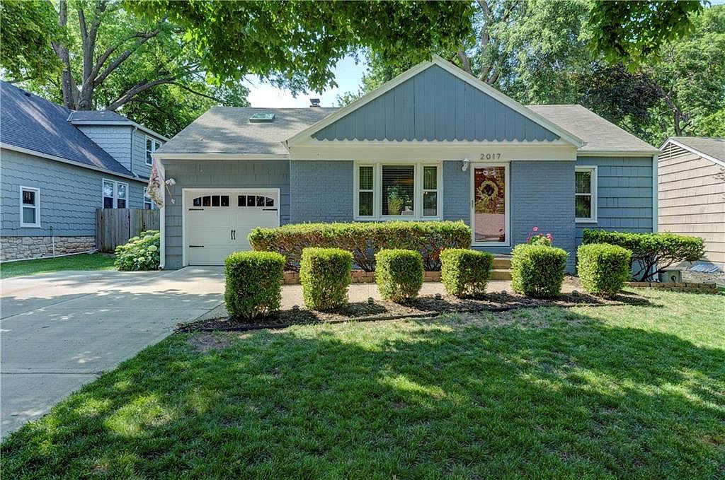 2017 W 73rd Ter, Prairie Village, KS 66208 MLS 2430519 Zillow