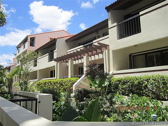 2nd image of 2600 Cardena St APT 9