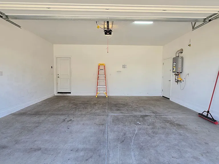 3349 S 179th Dr — Photo 25