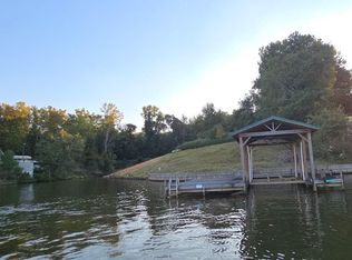 140 Mountain Shore Dr, Greenwood, SC 29649