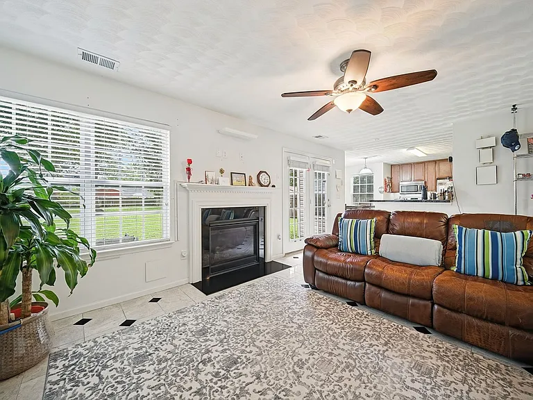 722 Dune St — Photo 14
