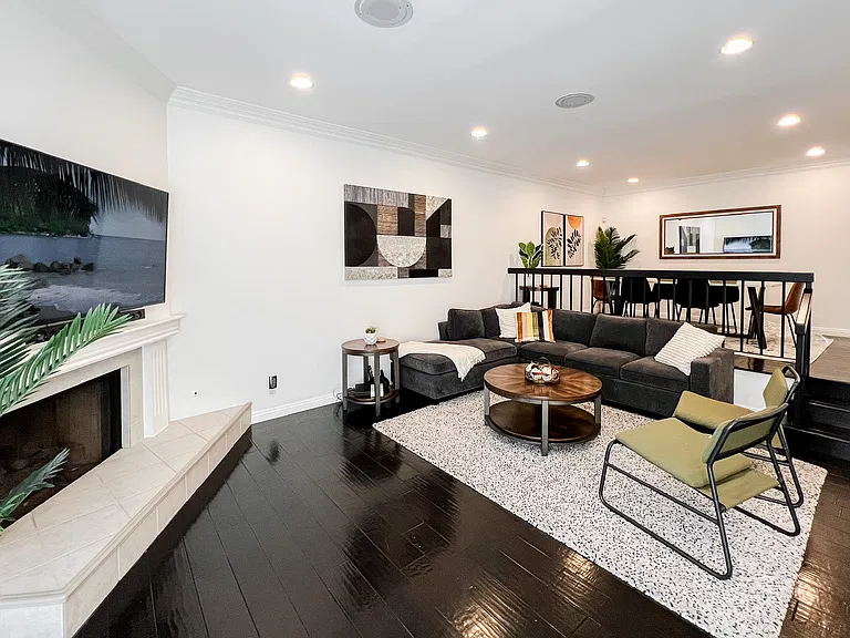 21900 Marylee St #278 — Photo 1