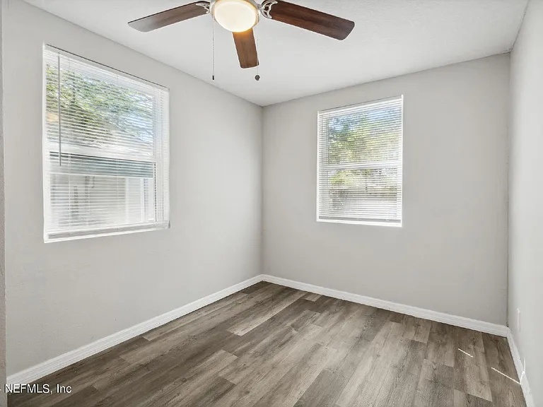 4044 Hunter Cir — Photo 9