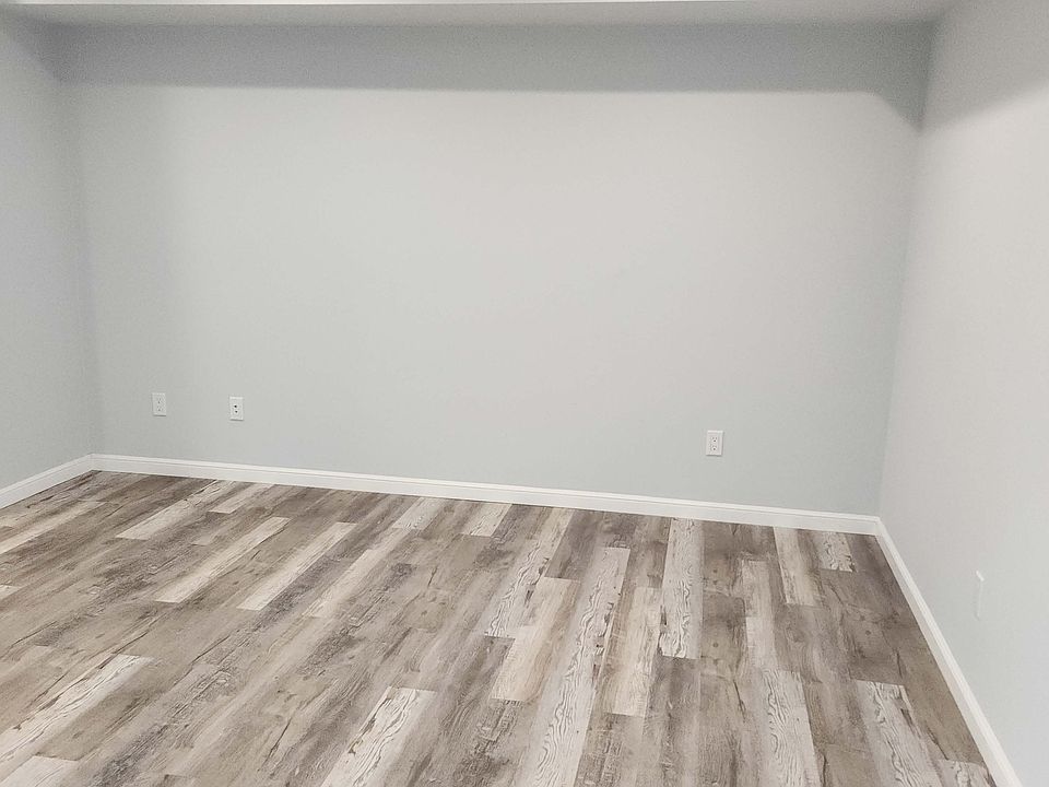LIVING/DINING ROOM COMBO