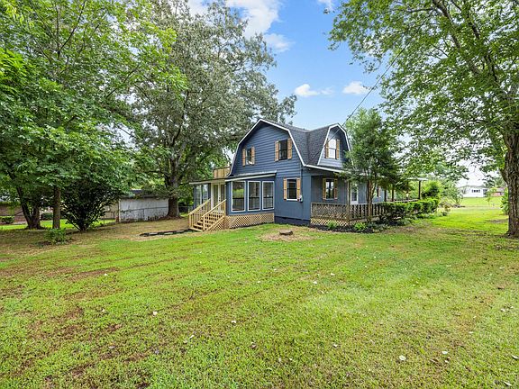 3rd image of 160 Fairy Valley Dr
