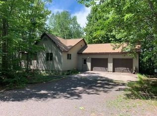 25530 E Point Mills Estate Rd, Dollar Bay, MI 49922