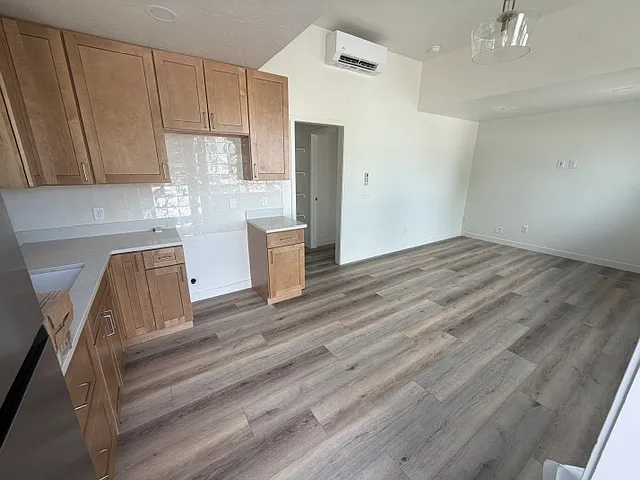 1 bed, 650 sqft, $1,695 — Photo 4