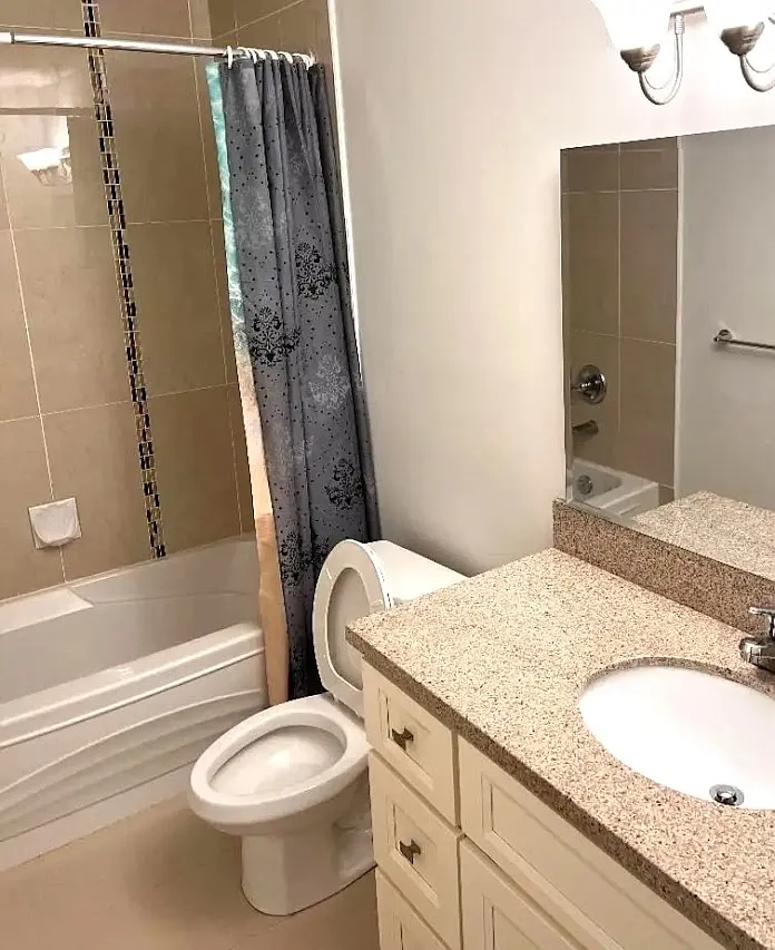 1 bed, 1000 sqft, $1,800 — Photo 4