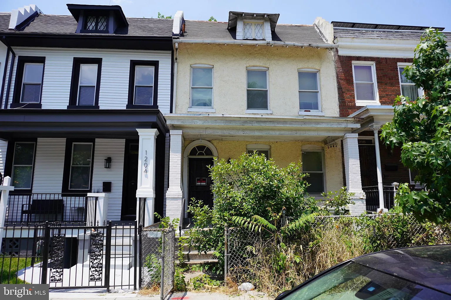 1206 Staples St NE photo 1