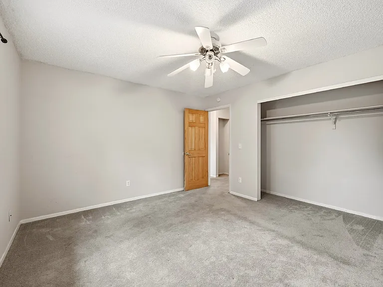 7240 Shawnee Way — Photo 45