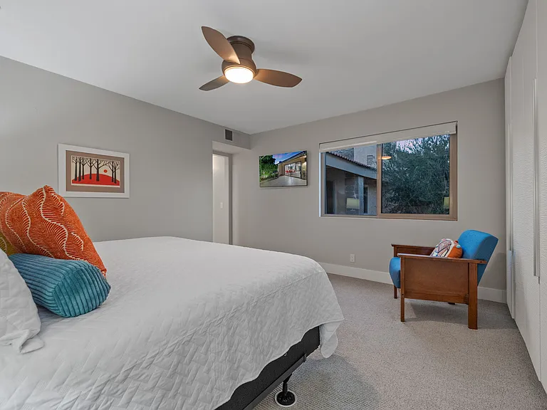 70100 Mirage Cove Dr #10 — Photo 10