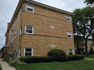 8926 N Wisner St FLOOR 2, Niles, IL 60714