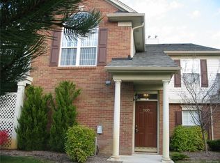 5300 Brookemonte Cir, Oakland Township, MI 48306