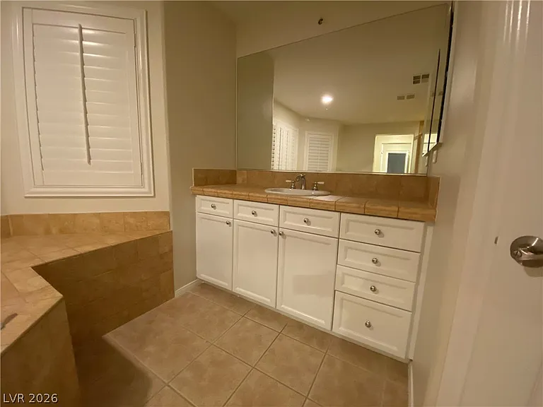 9337 Outer Banks Ave — Photo 45