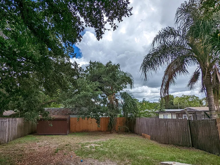 705 Beltrees St — Photo 8